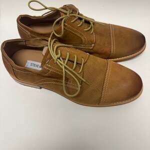 Steve Madden Men's Chays Brown Perforated Leather Cap Toe Oxford Shoes 10